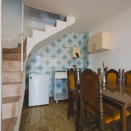 Ana Apartment *