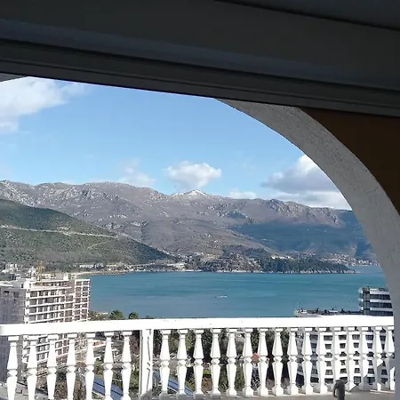 Ana * Budva