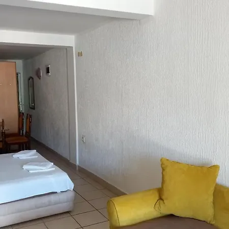 Ana Apartment Budva