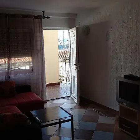 Ana Apartment Budva