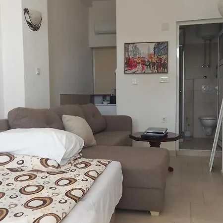 Ana Apartment